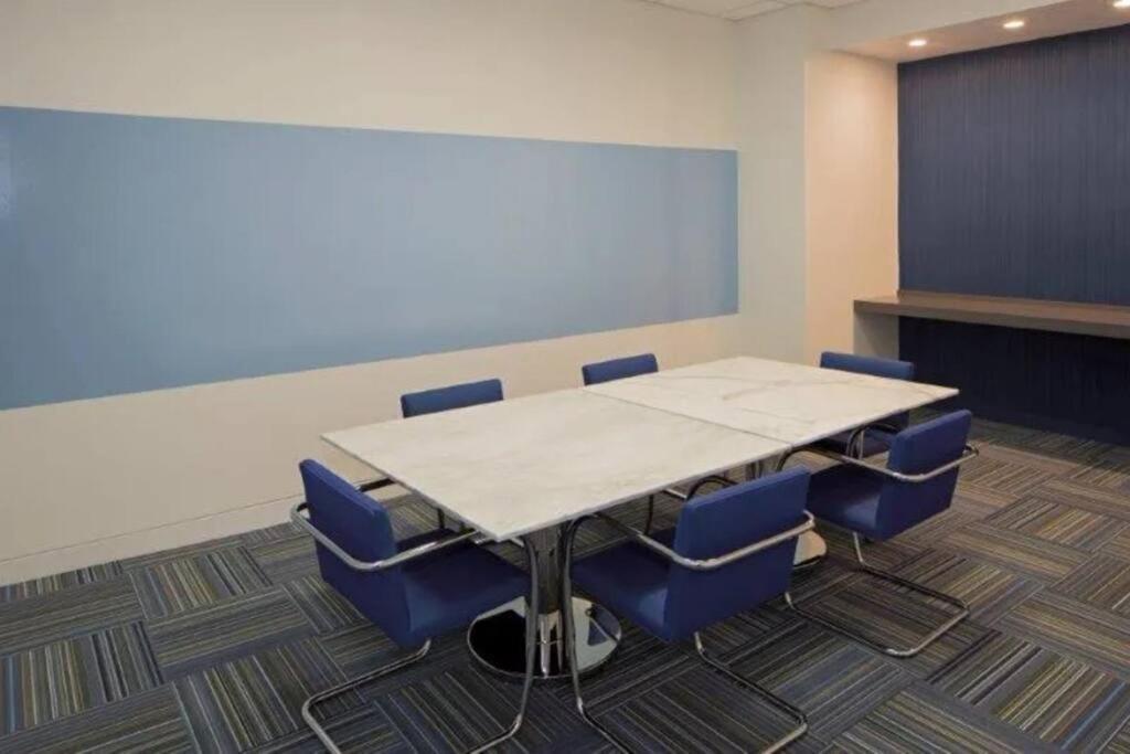 ארלינגטון Elegant Apartment W Views At Crystal City מראה חיצוני תמונה