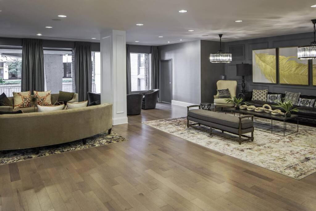 ארלינגטון Elegant Apartment W Views At Crystal City מראה חיצוני תמונה