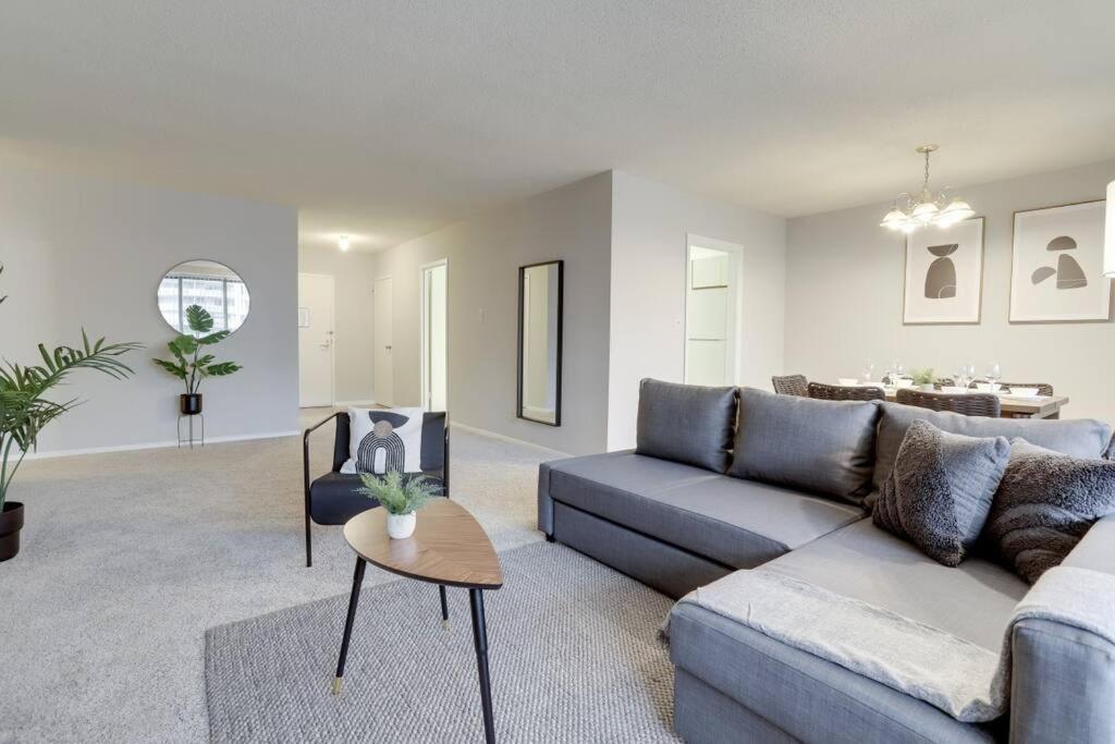ארלינגטון Elegant Apartment W Views At Crystal City מראה חיצוני תמונה