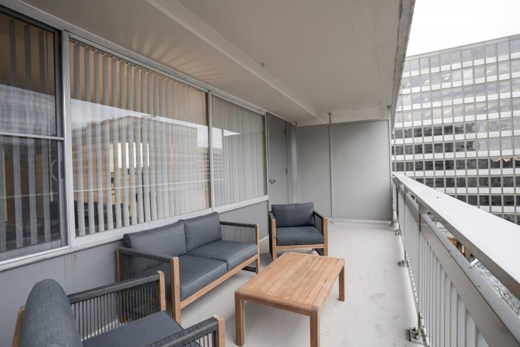 ארלינגטון Elegant Apartment W Views At Crystal City מראה חיצוני תמונה
